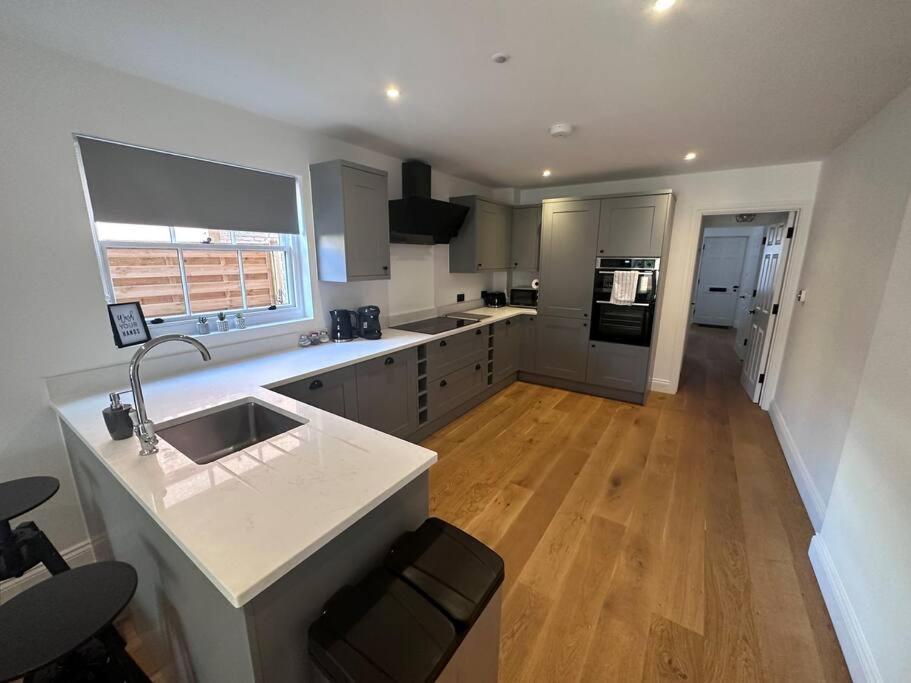 Riverside 3 Bed House Villa Winchester Buitenkant foto